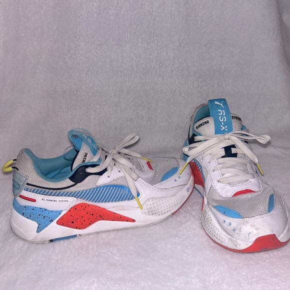 Pumas - Picture 2 of 3